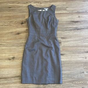 H&M Gray Pleated Sleeveless Sheath Lined Stretch Business Dress